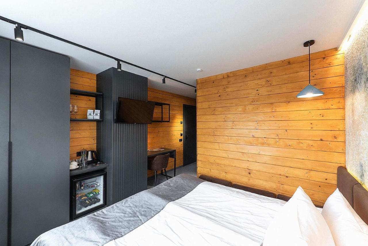 Stara Pravda Hotel Bukovel Luaran gambar