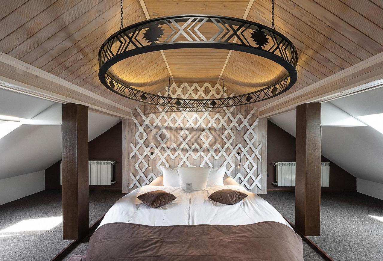 Stara Pravda Hotel Bukovel Luaran gambar