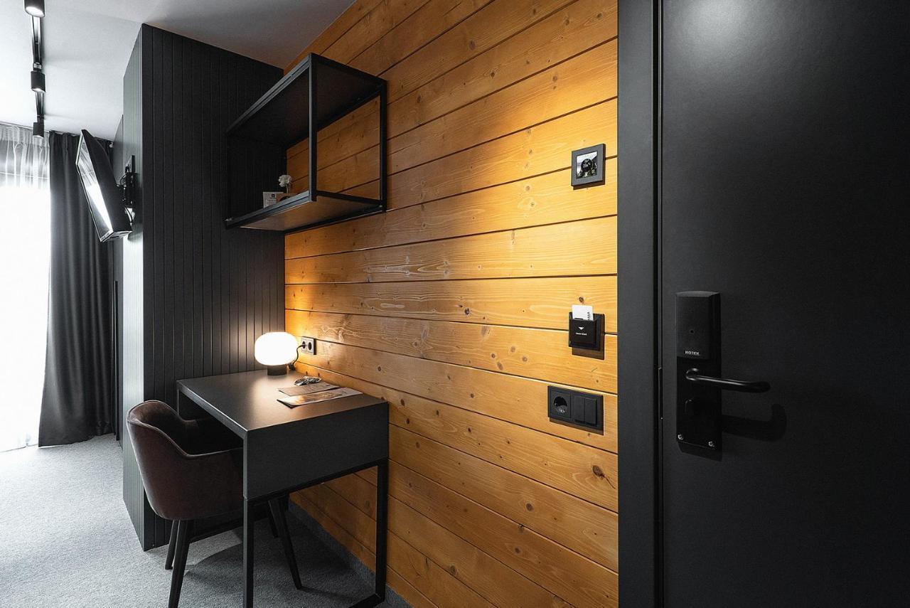 Stara Pravda Hotel Bukovel Luaran gambar
