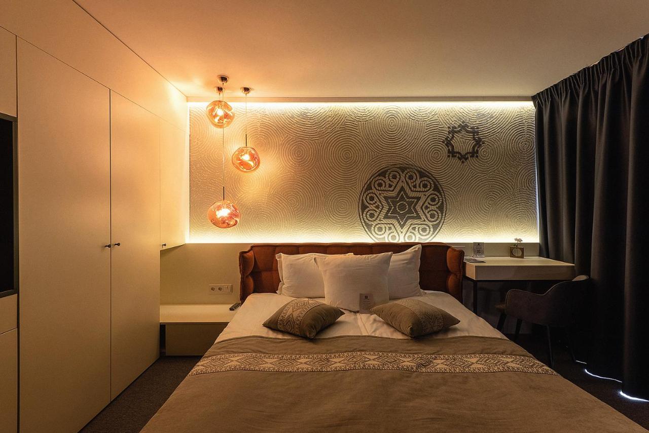 Stara Pravda Hotel Bukovel Luaran gambar