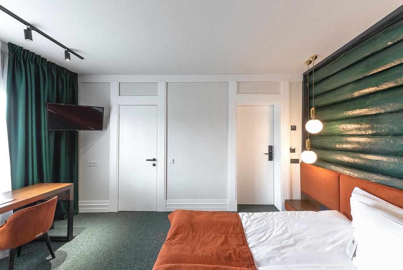 Stara Pravda Hotel Bukovel Luaran gambar