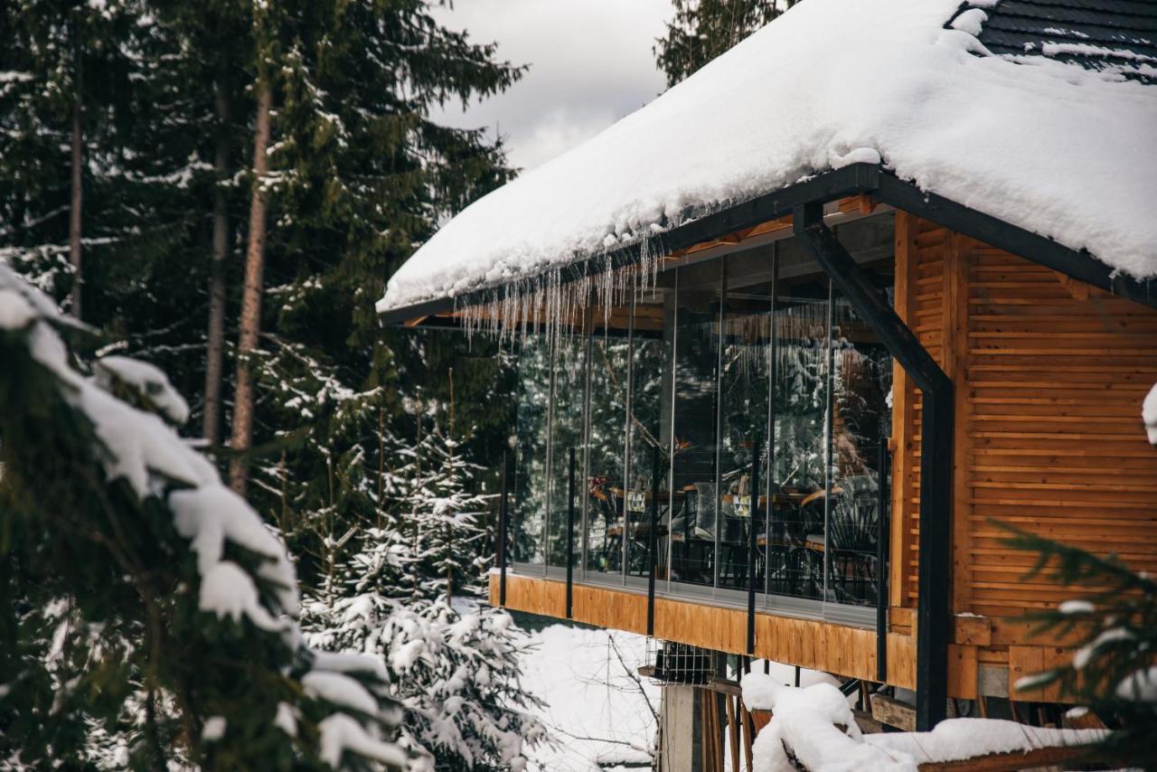 Stara Pravda Hotel Bukovel Luaran gambar