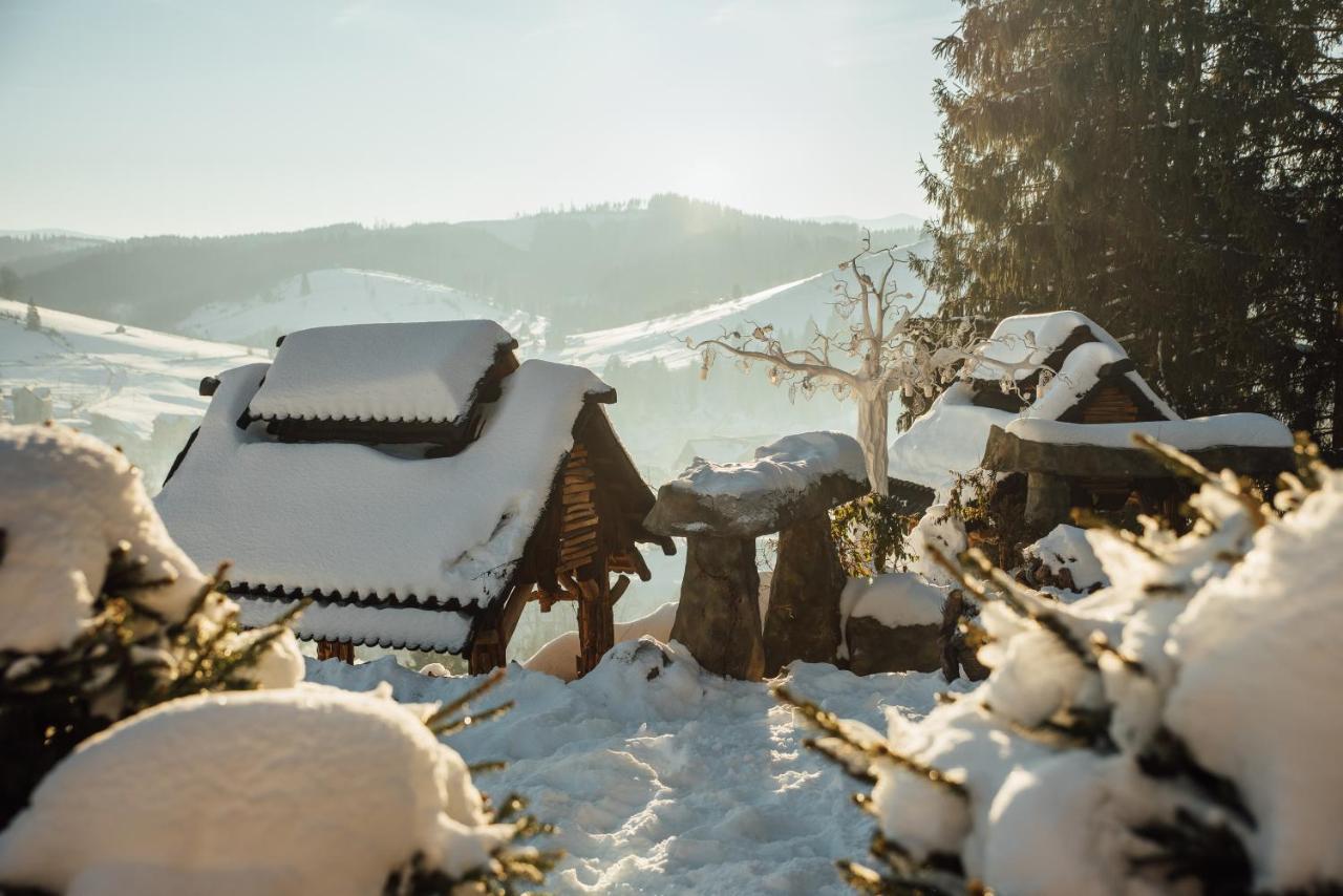 Stara Pravda Hotel Bukovel Luaran gambar