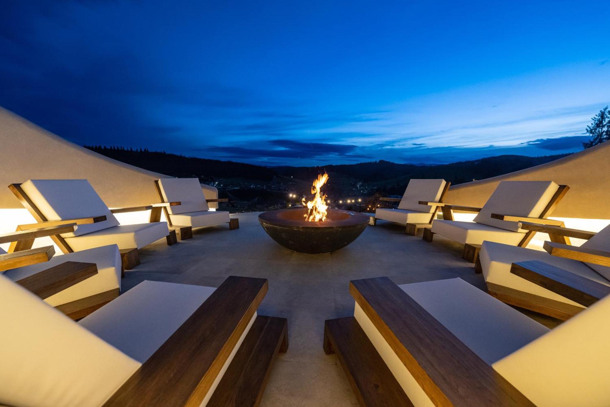 Stara Pravda Hotel Bukovel Luaran gambar