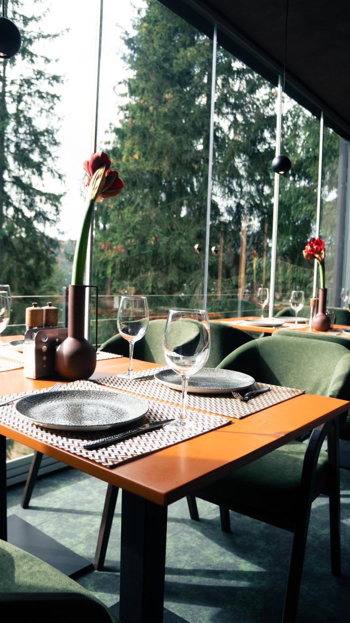 Stara Pravda Hotel Bukovel Luaran gambar