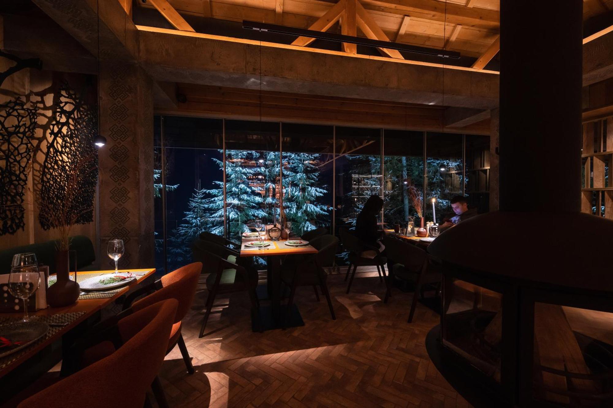 Stara Pravda Hotel Bukovel Luaran gambar