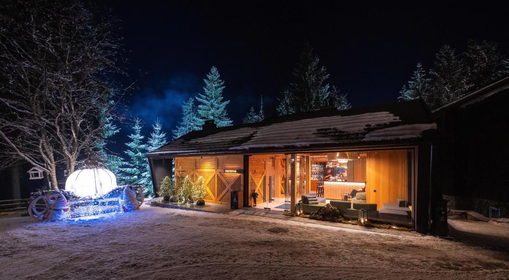 Stara Pravda Hotel Bukovel Luaran gambar