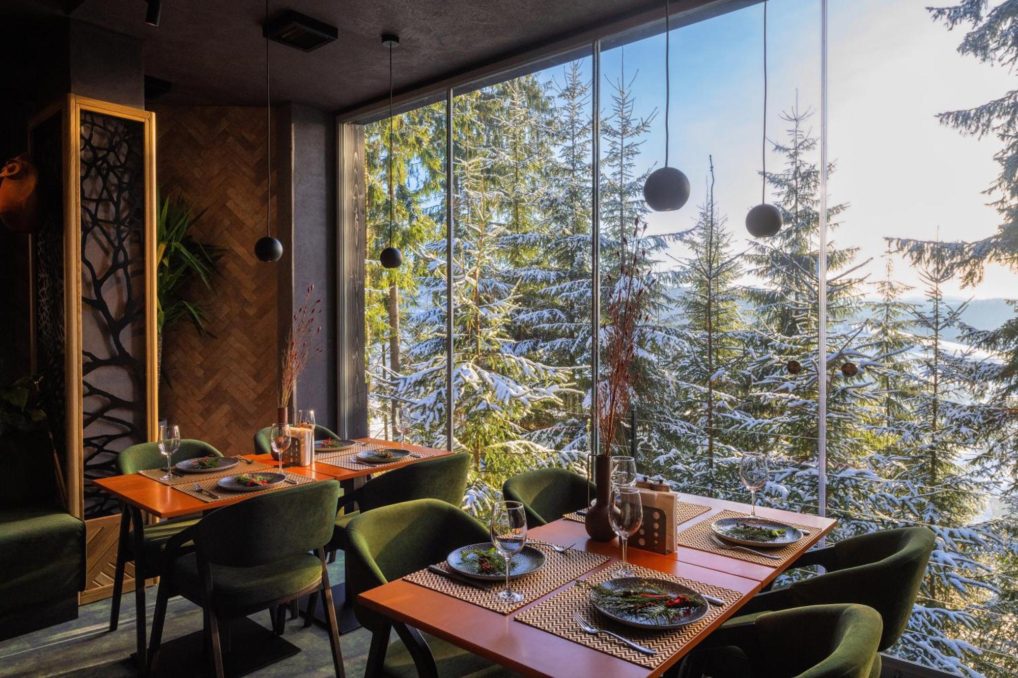 Stara Pravda Hotel Bukovel Luaran gambar