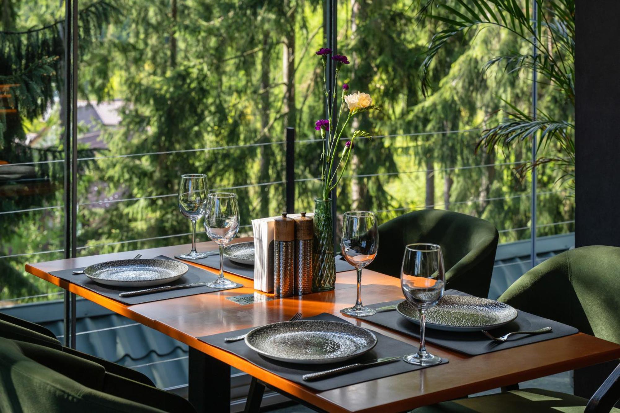 Stara Pravda Hotel Bukovel Luaran gambar